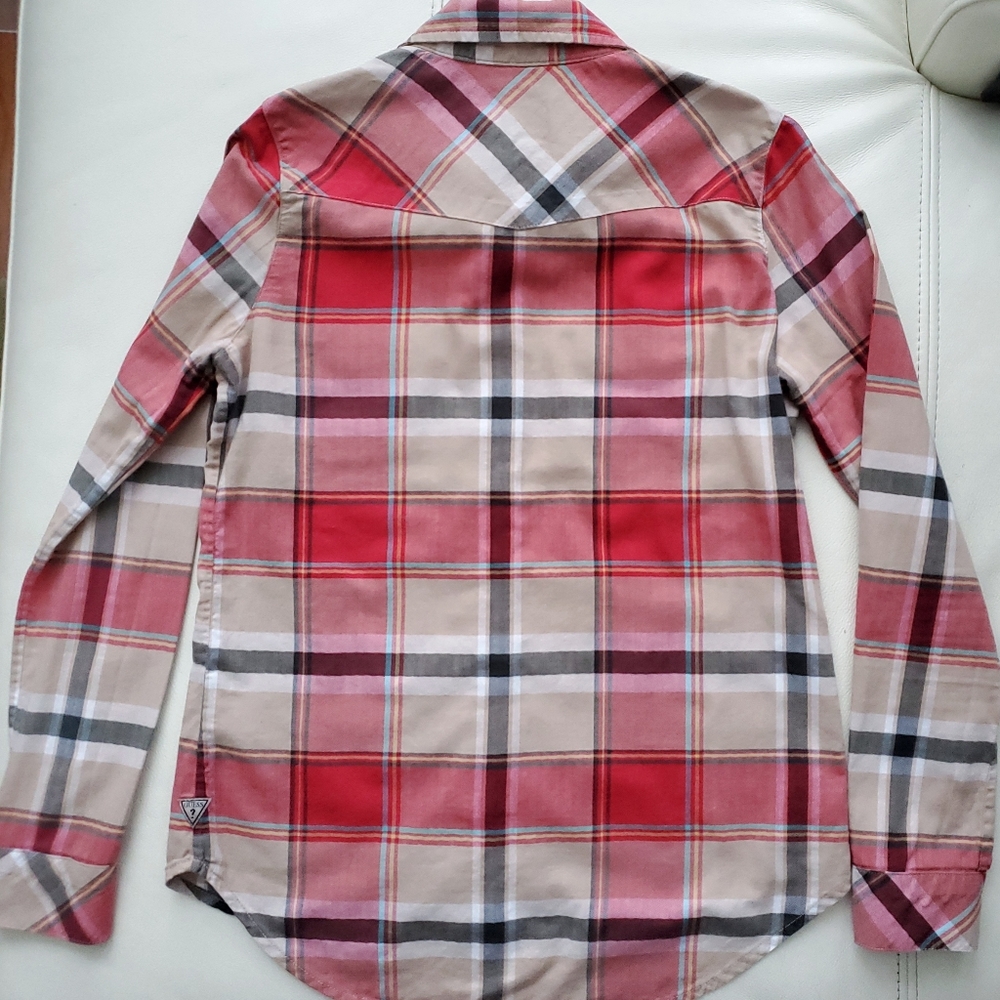 2/40$ Guess nice plaid pink button-down shirt - Picture 5 of 9